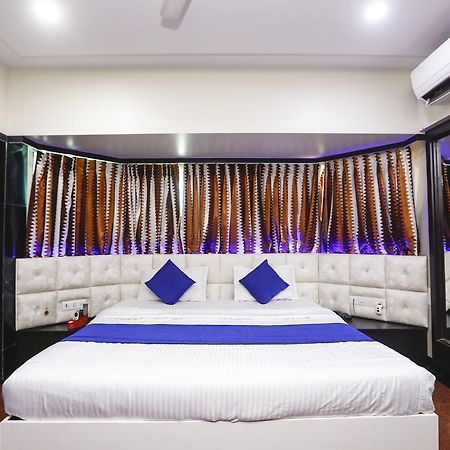 Hotel Kings Palace มุมไบ ภายนอก รูปภาพ